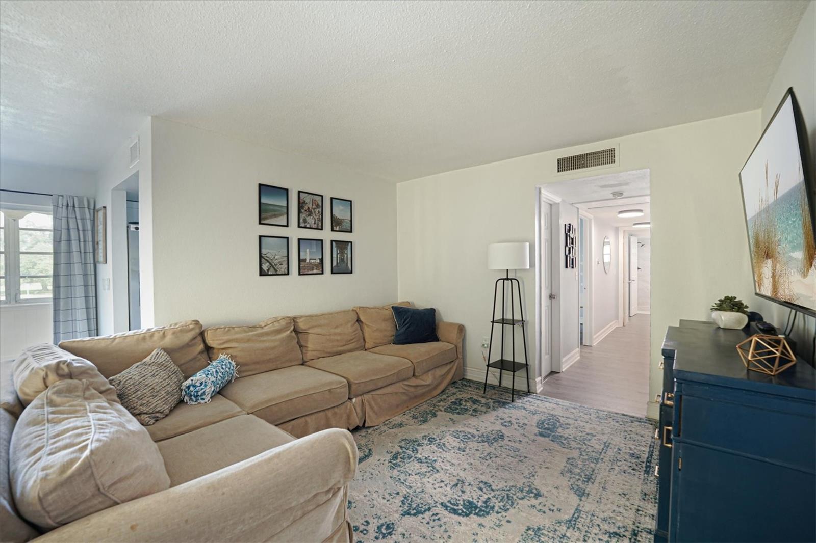 Image 5 of 21 For 6100 12th Street S 220