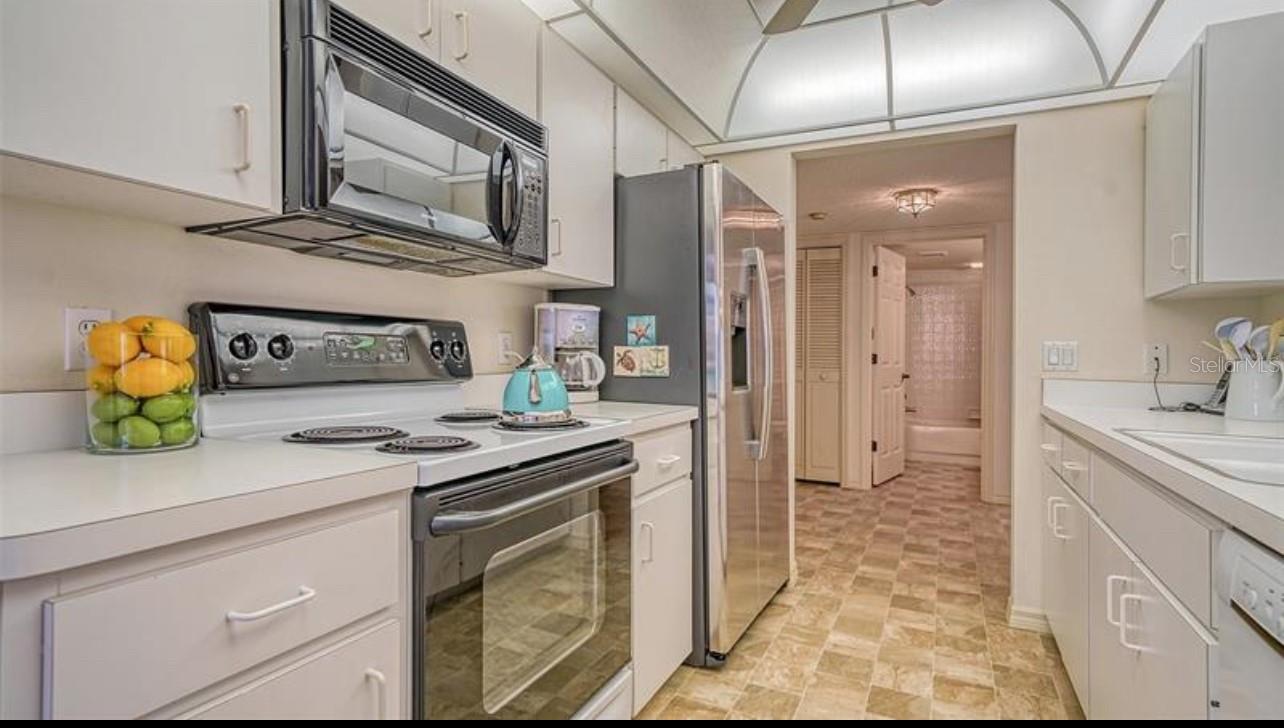 Image 8 of 33 For 5655 Sheffield Greene Circle 61