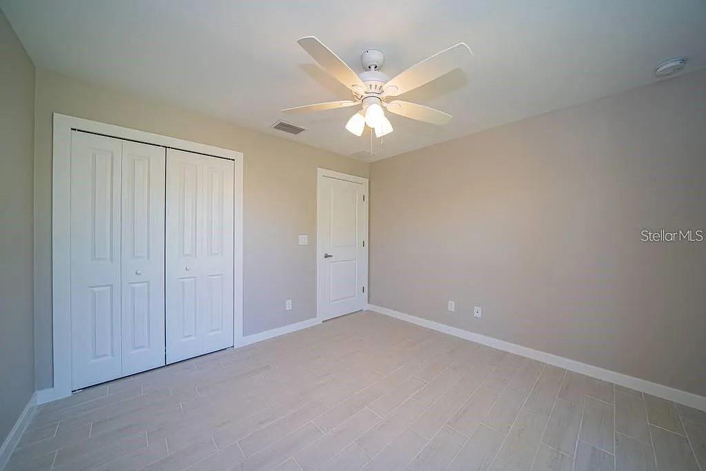 Image 5 of 11 For 651 Chamber Street Nw
