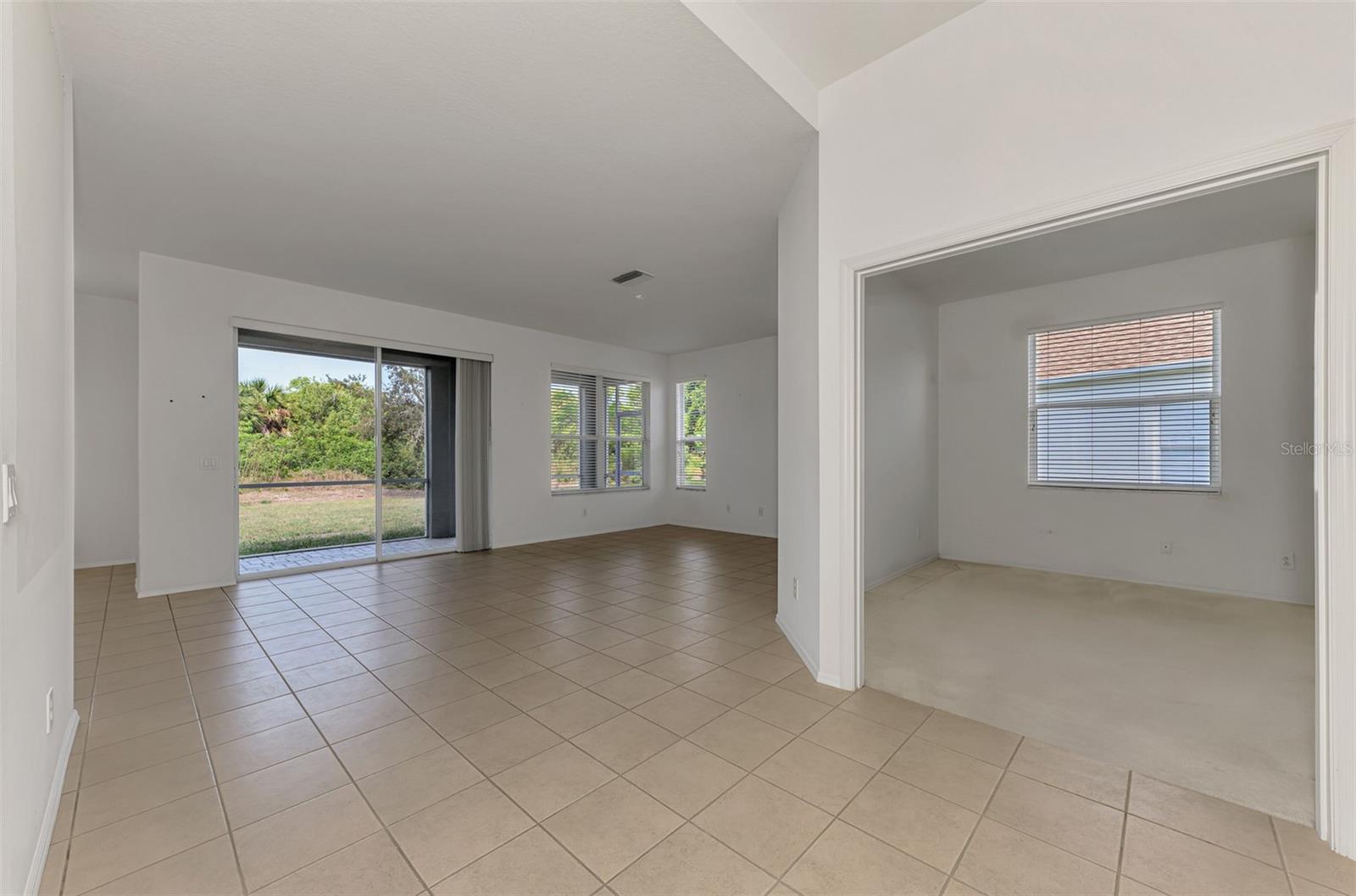 Image 10 of 49 For 4016 Landor Court