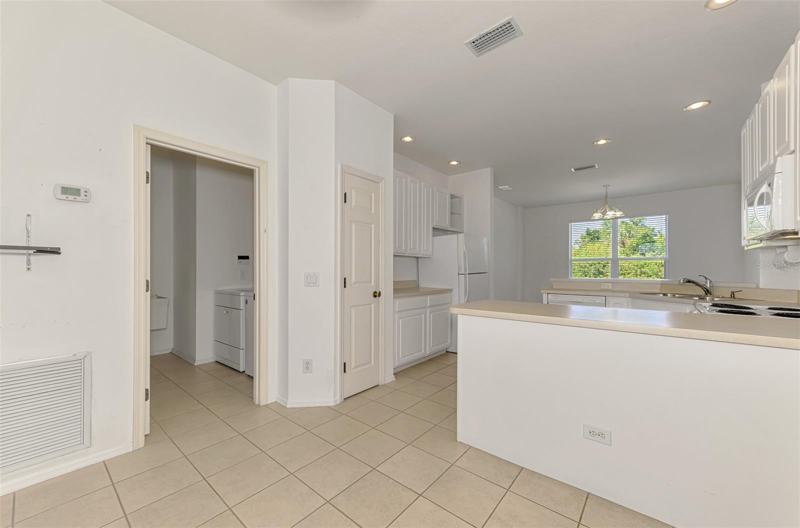 Image 13 of 49 For 4016 Landor Court