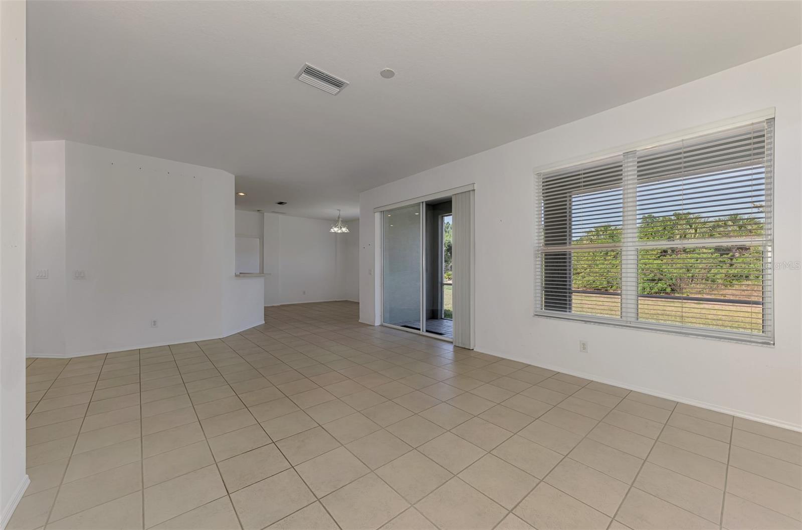 Image 23 of 49 For 4016 Landor Court