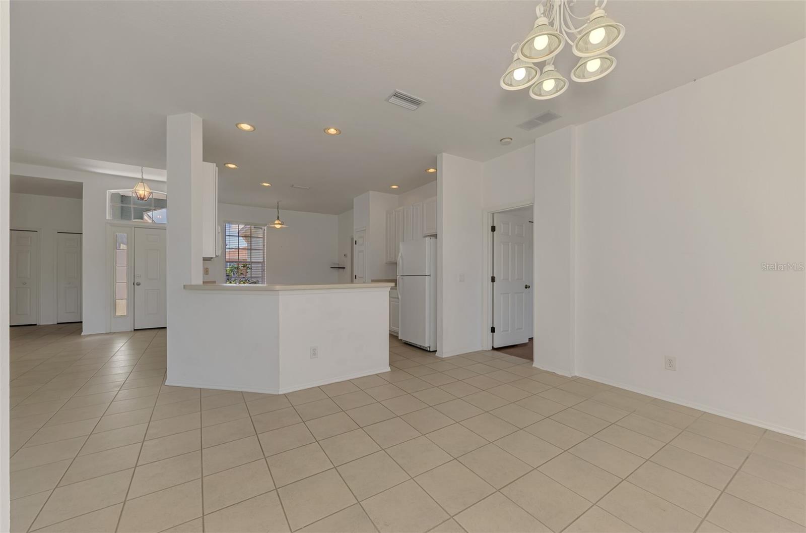 Image 25 of 49 For 4016 Landor Court