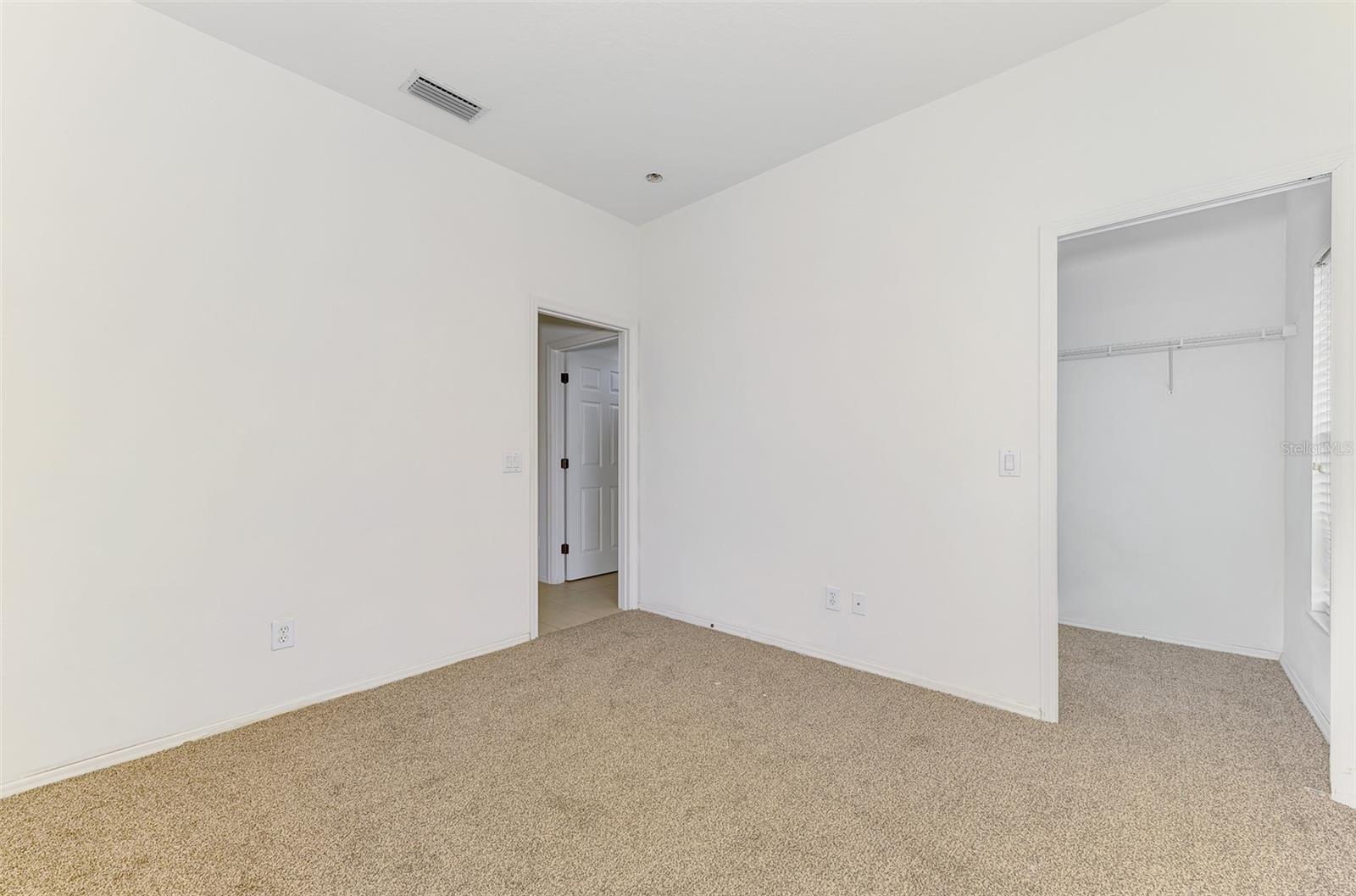 Image 37 of 49 For 4016 Landor Court