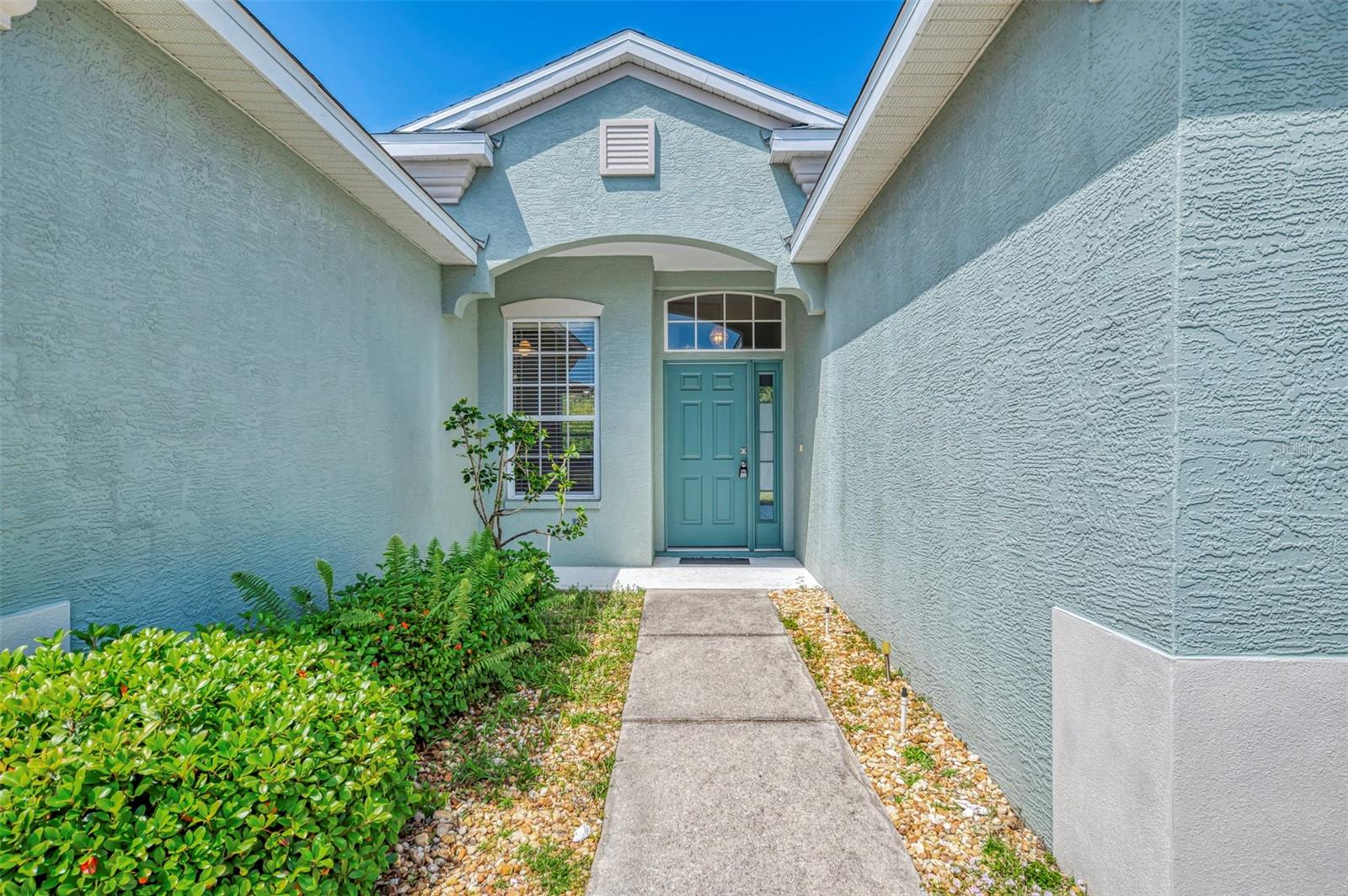 Image 4 of 49 For 4016 Landor Court
