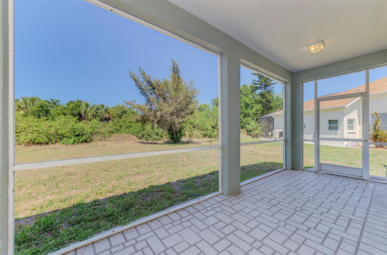 Image 43 of 49 For 4016 Landor Court