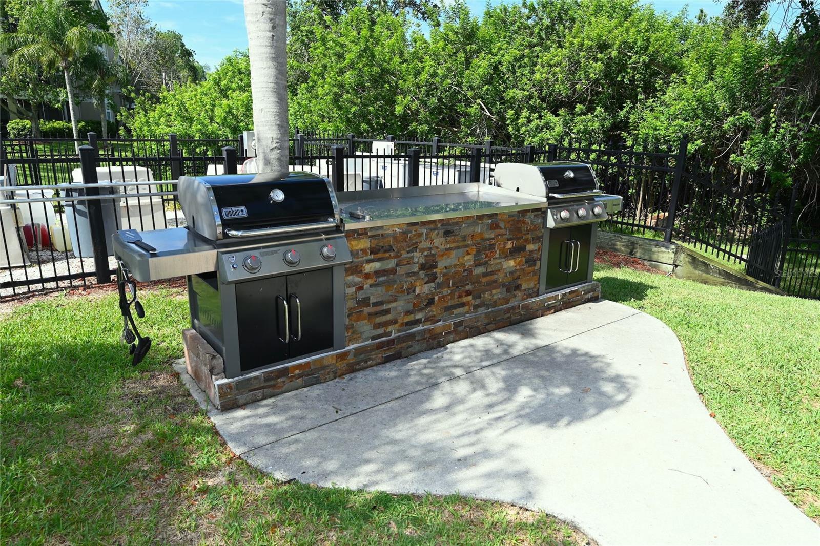 Image 32 of 35 For 5110 Northridge Road 202