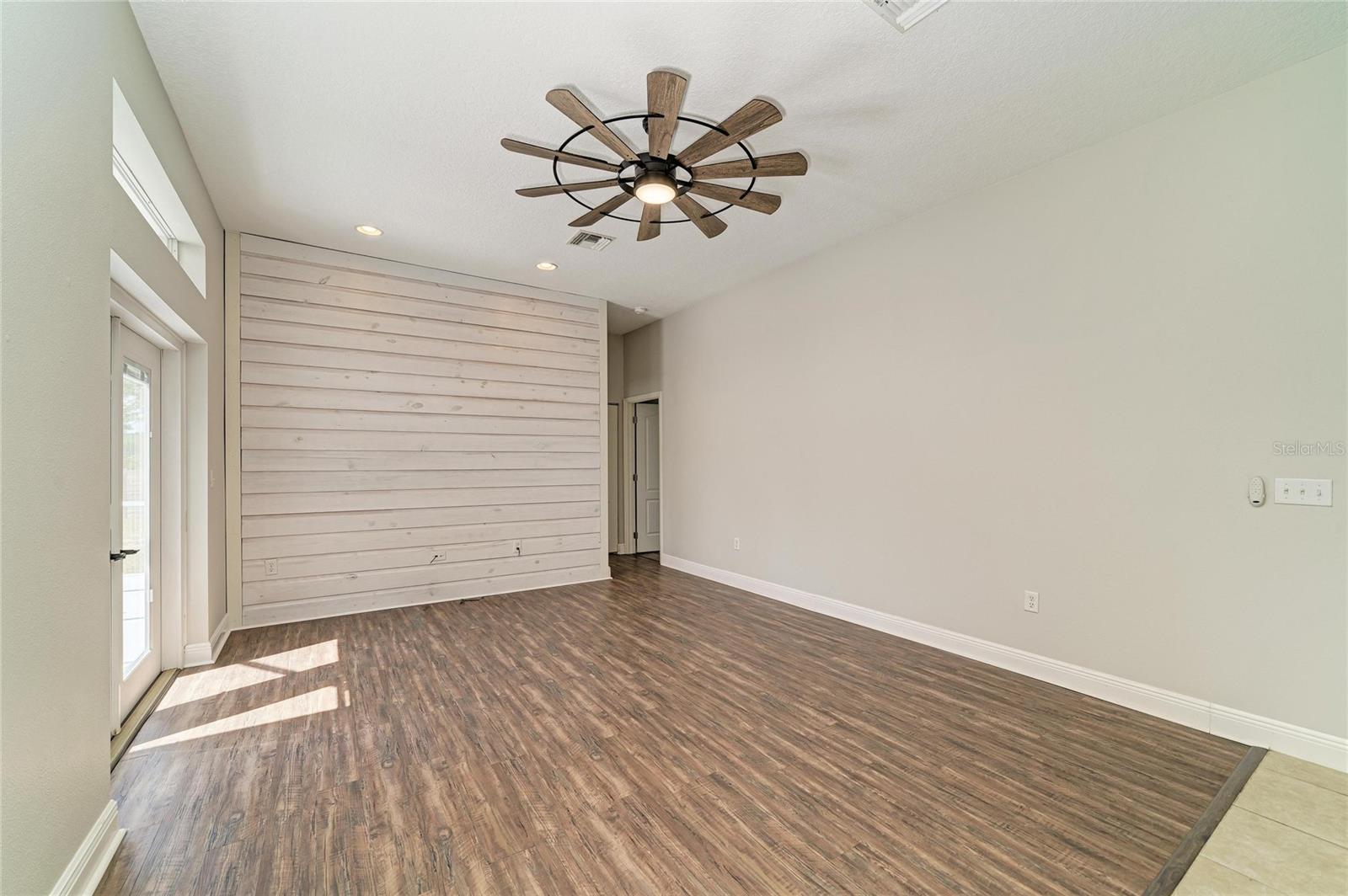 Image 20 of 62 For 26013 81st Drive E