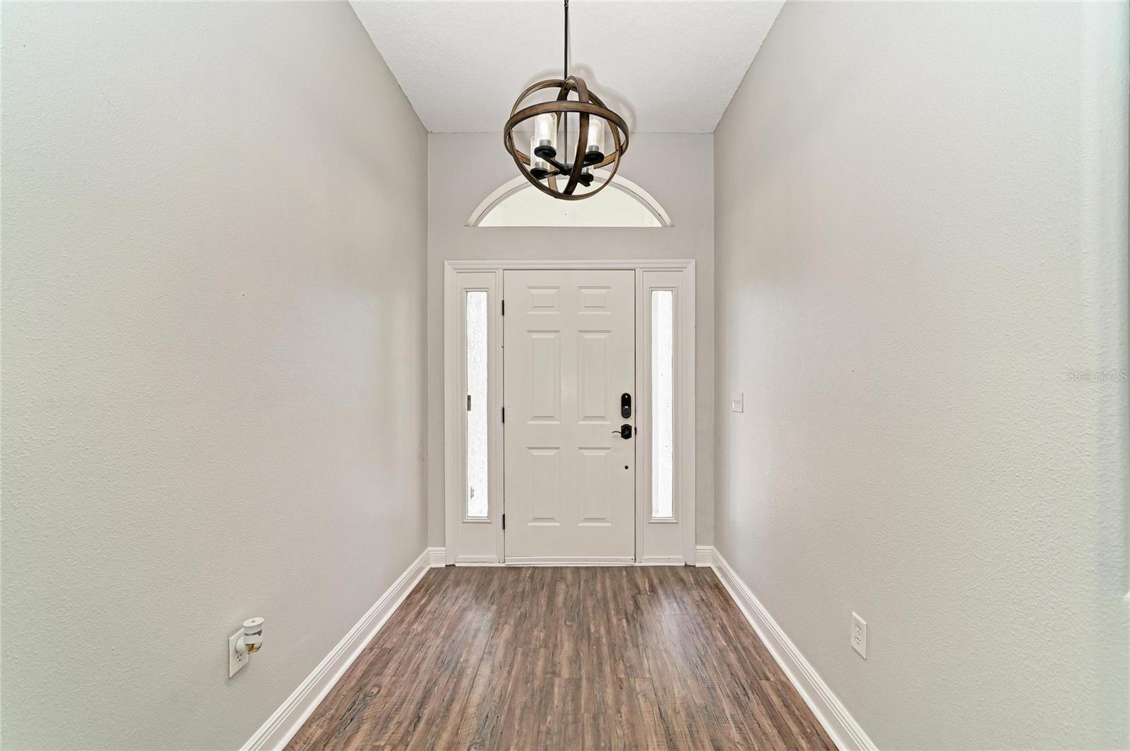 Image 8 of 62 For 26013 81st Drive E