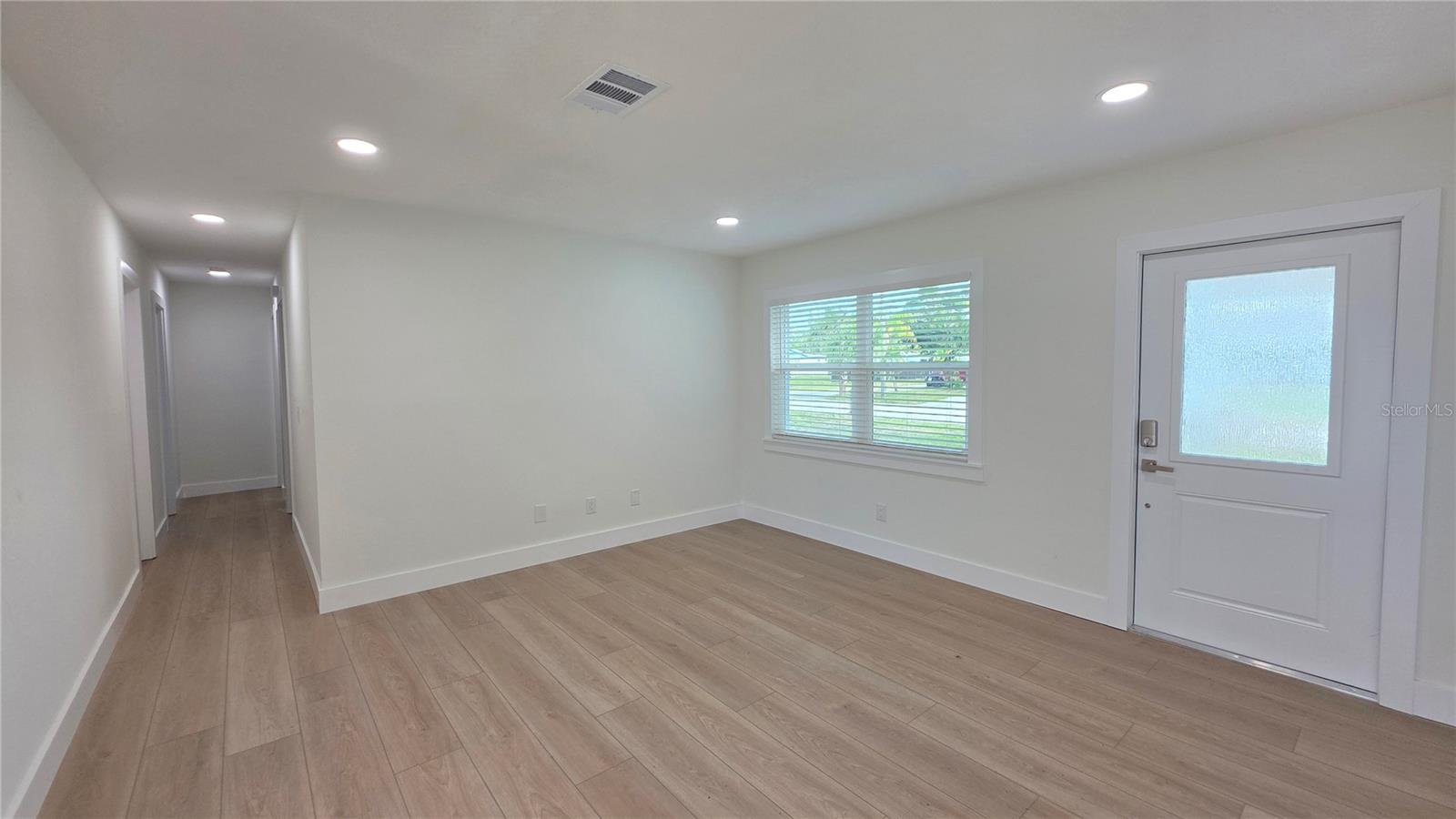 Image 7 of 22 For 6817 11th Avenue Nw