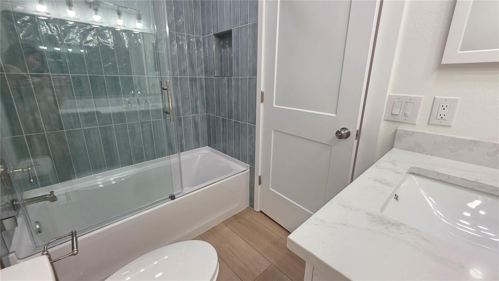 Image 9 of 22 For 6817 11th Avenue Nw