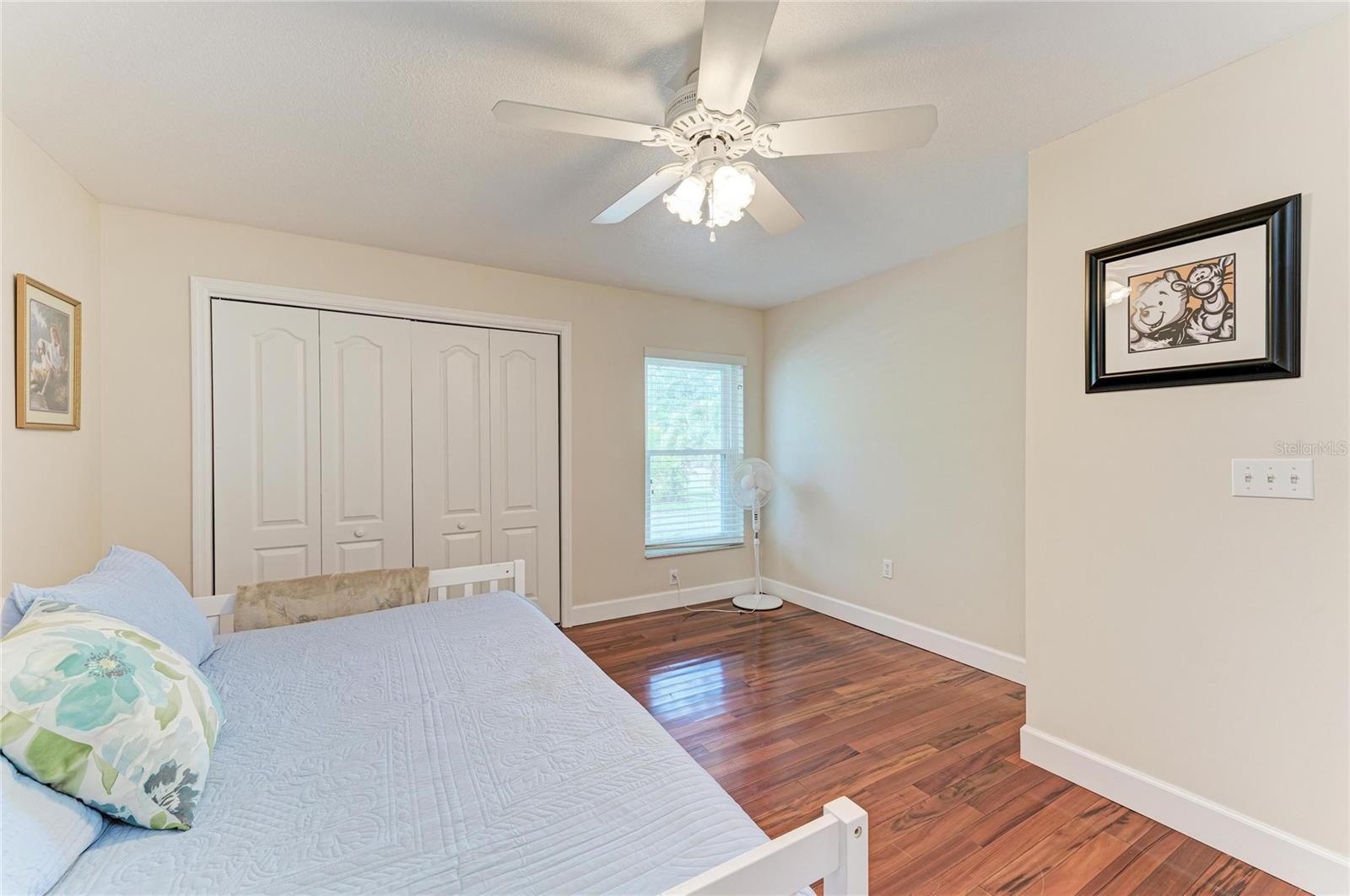 Image 20 of 37 For 6109 26th Avenue E