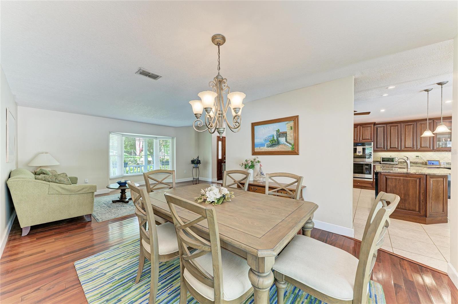 Image 7 of 37 For 6109 26th Avenue E