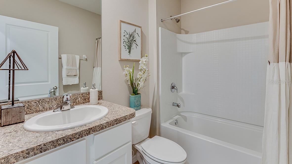 Image 14 of 29 For 5810 Silver Moonlight Drive
