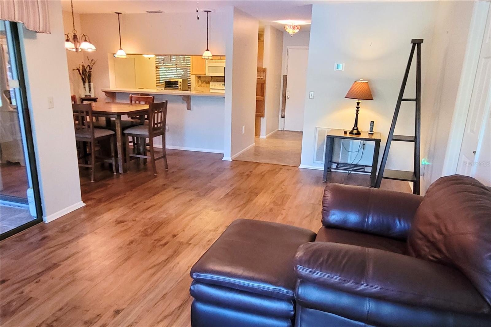 Image 11 of 45 For 5071 Barrington Circle 1602