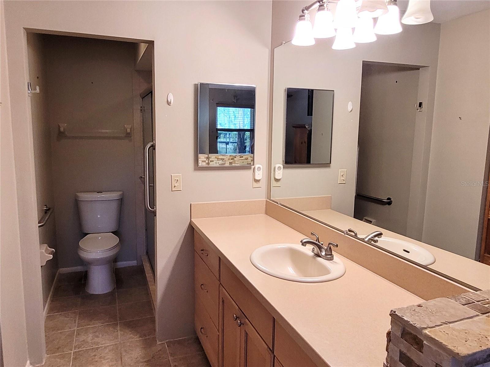 Image 20 of 45 For 5071 Barrington Circle 1602