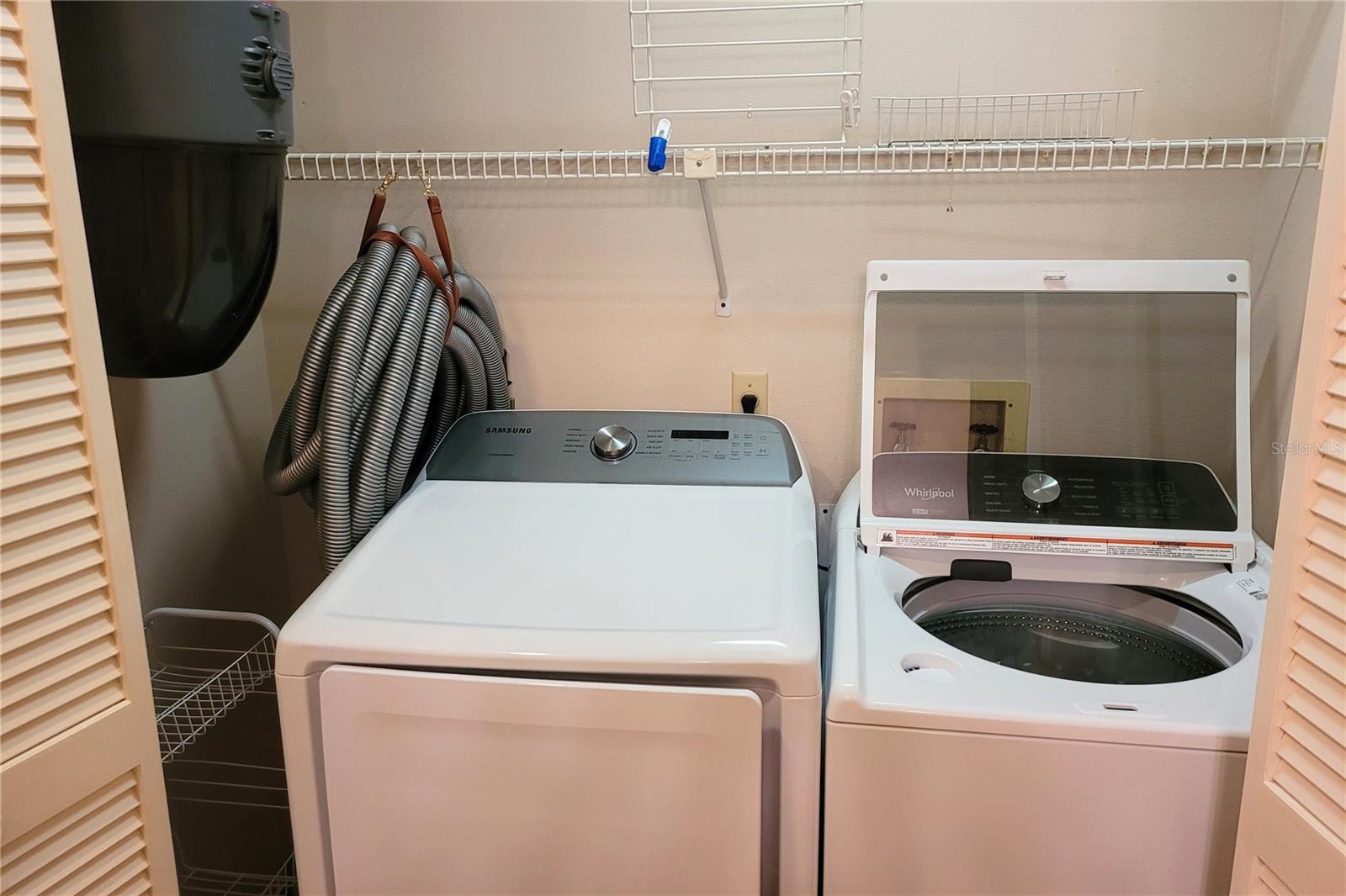 Image 28 of 45 For 5071 Barrington Circle 1602