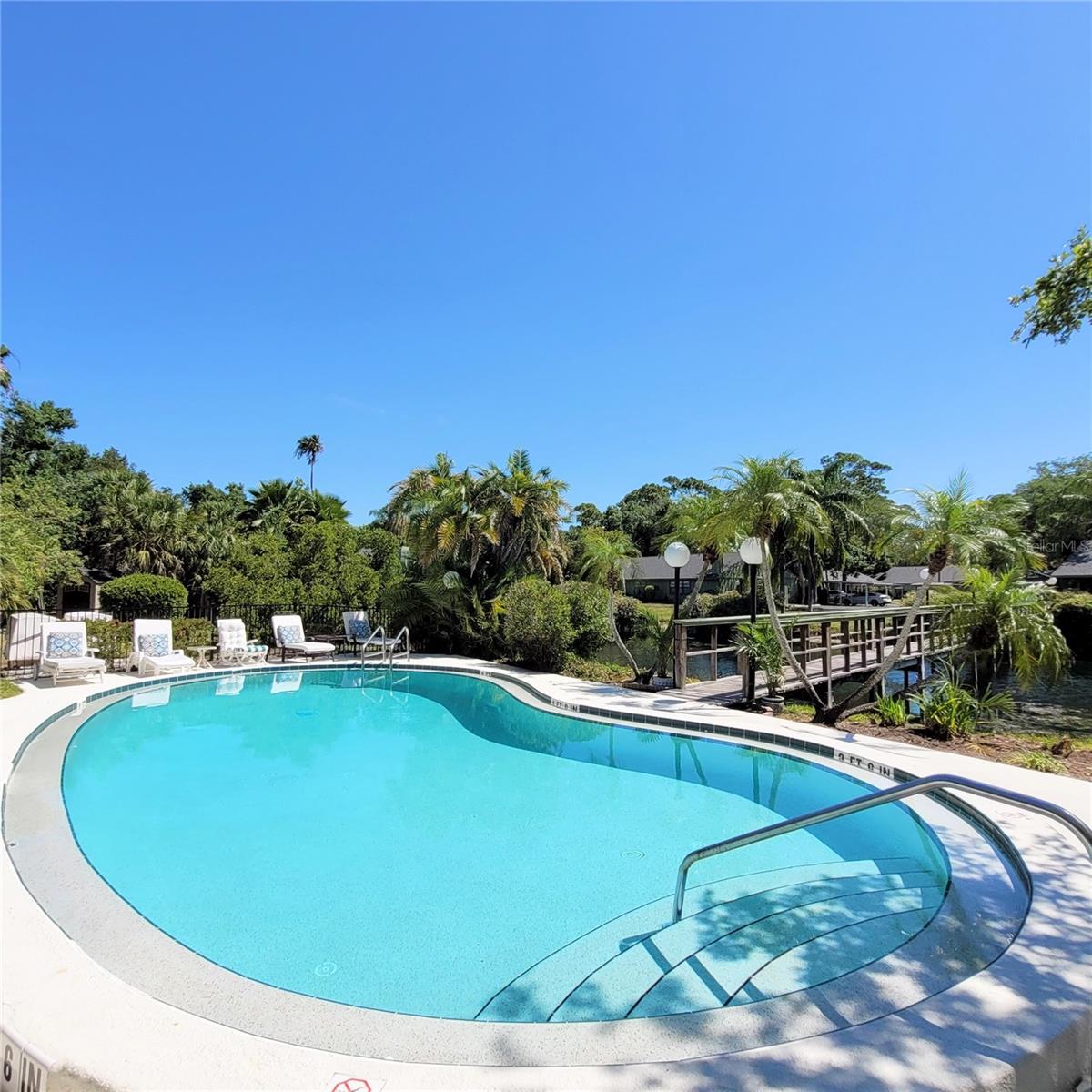 Image 39 of 45 For 5071 Barrington Circle 1602