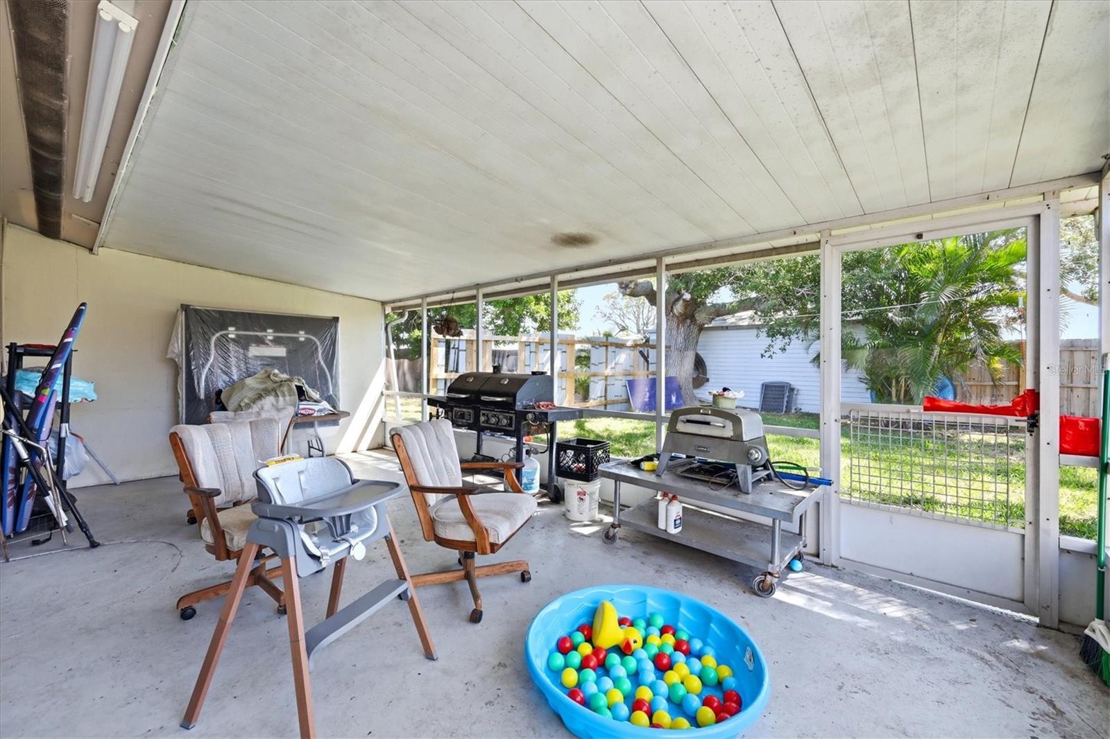 Image 33 of 70 For 4501 86th Street Court W