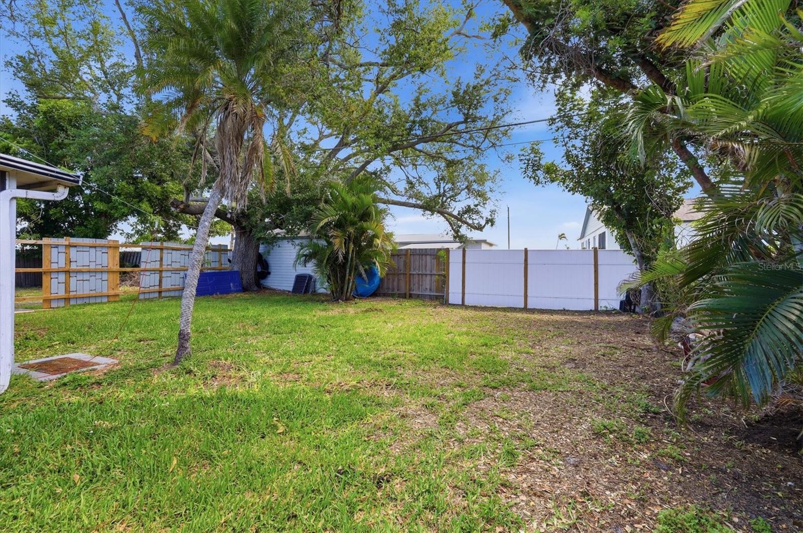 Image 36 of 70 For 4501 86th Street Court W