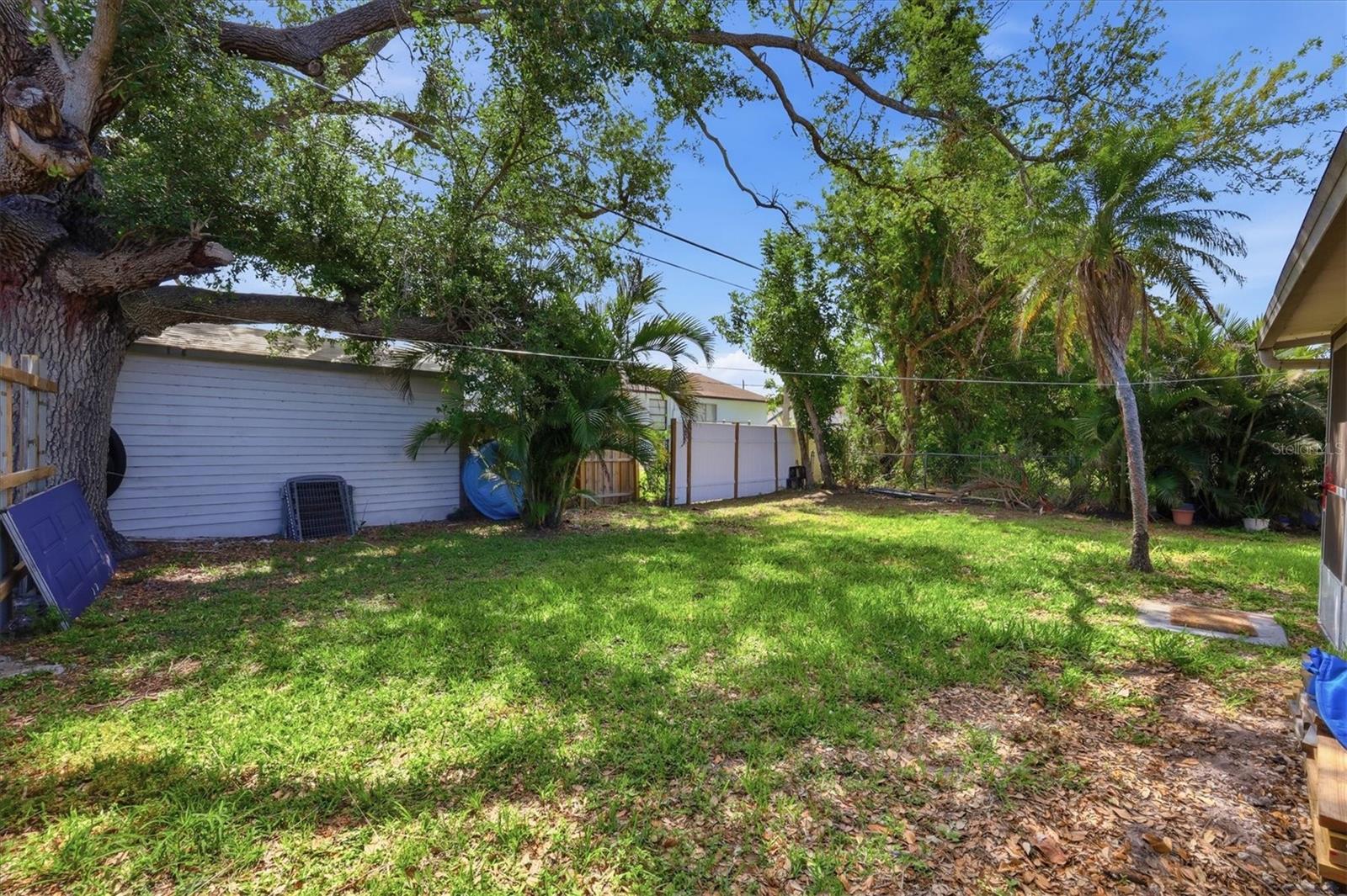 Image 37 of 70 For 4501 86th Street Court W