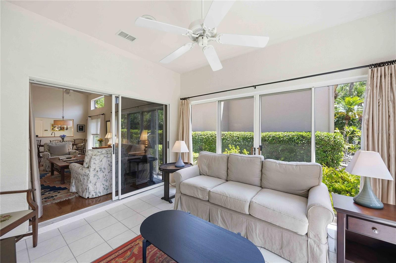 Image 12 of 23 For 4072 Jardin Lane