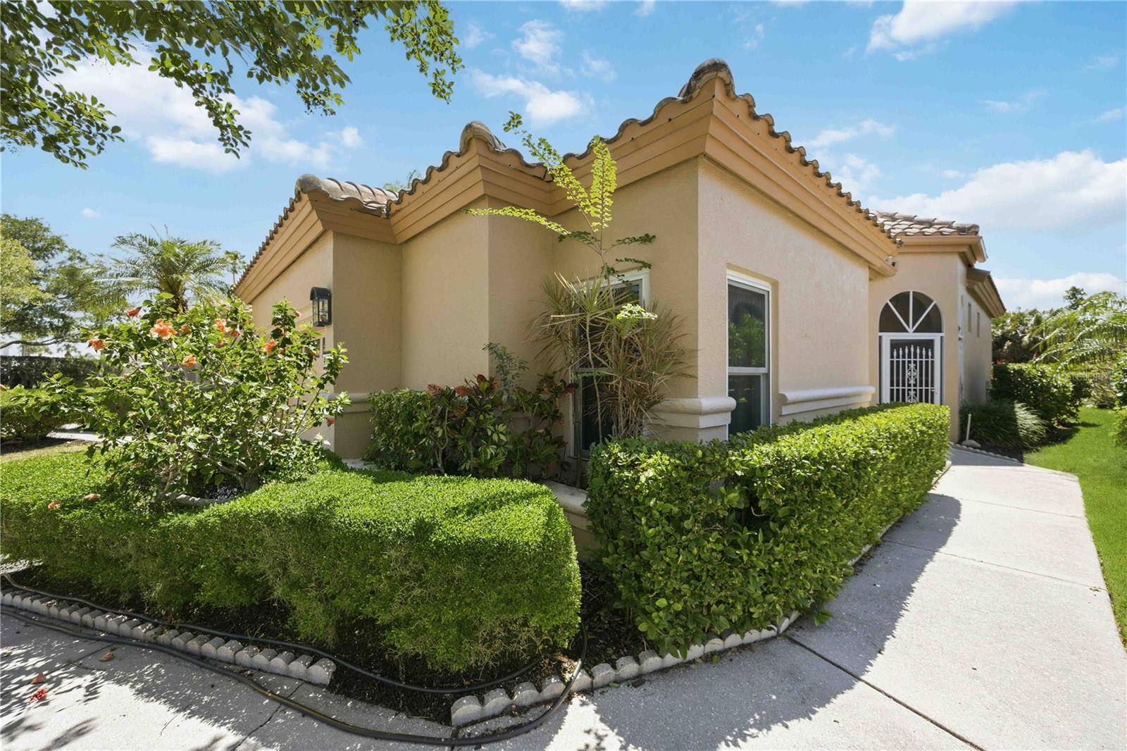 Image 2 of 23 For 4072 Jardin Lane