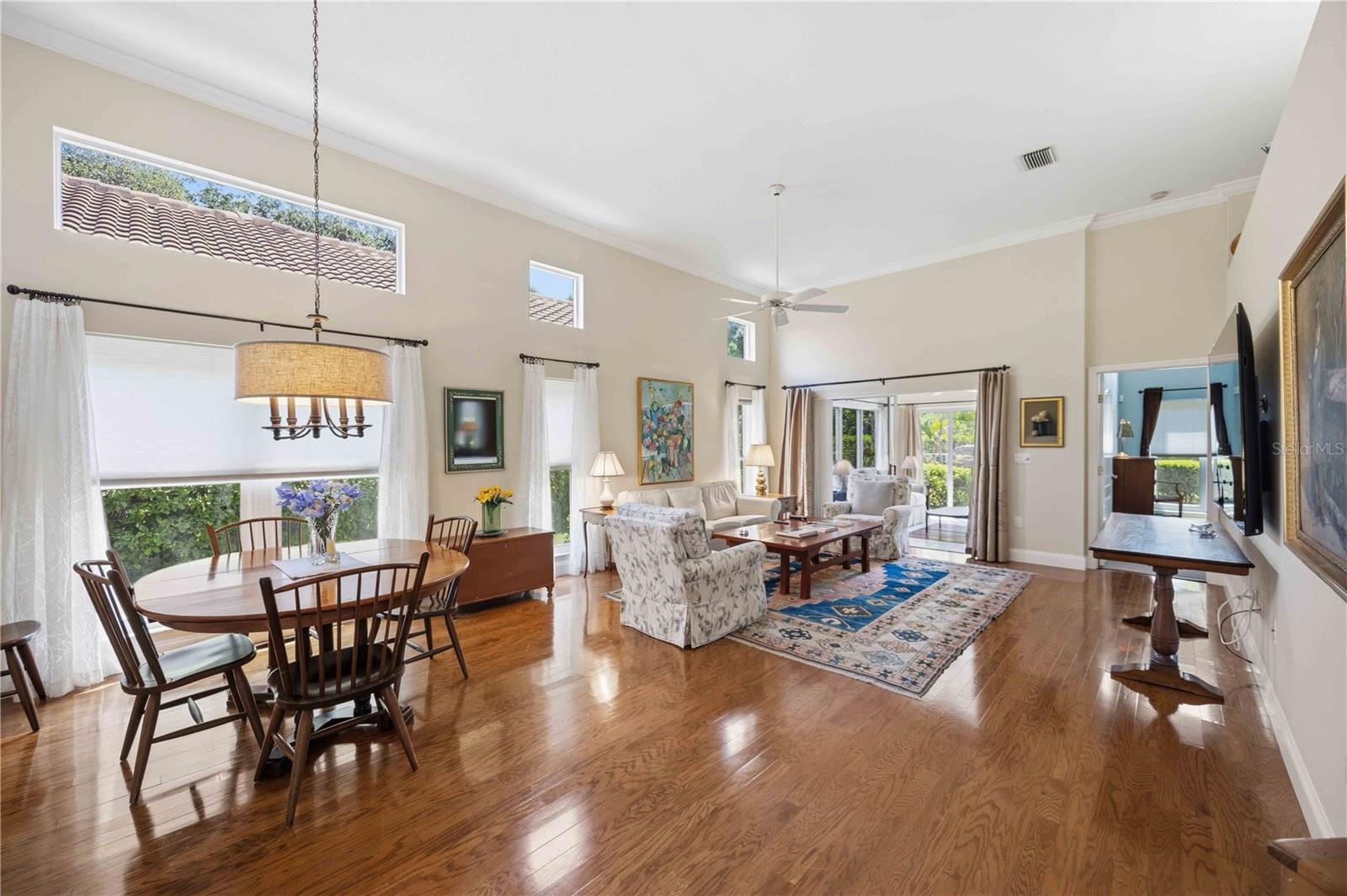 Image 4 of 23 For 4072 Jardin Lane