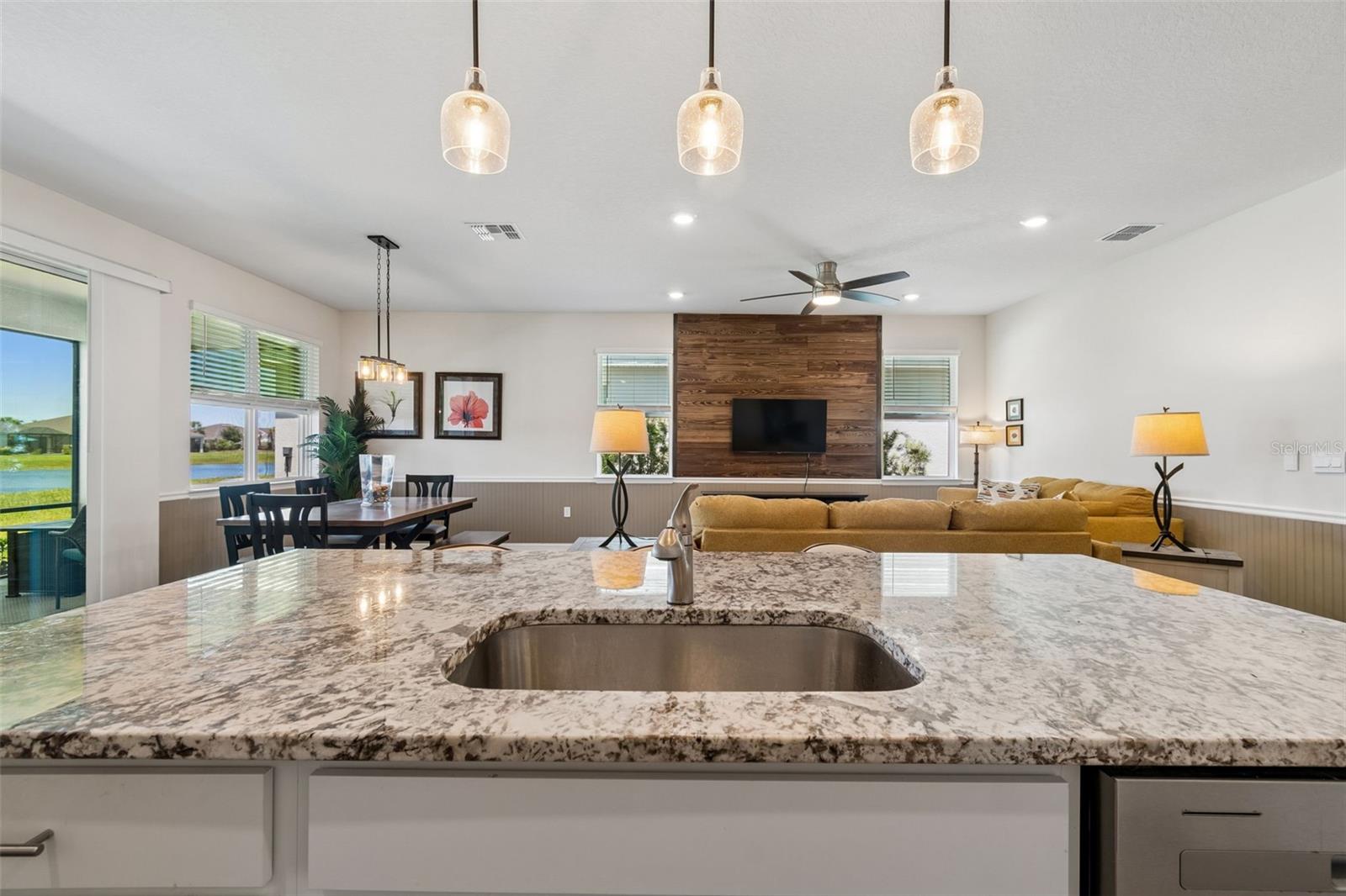 Image 32 of 100 For 18122 Beach Ranch Terrace