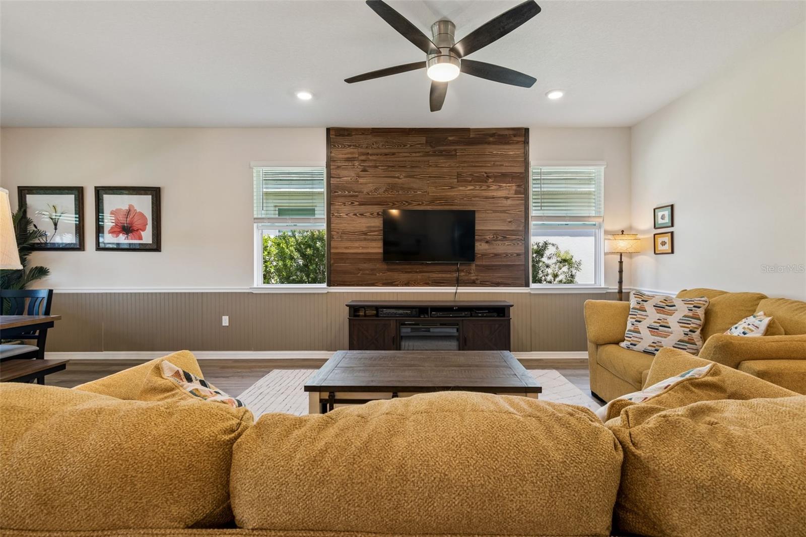 Image 33 of 100 For 18122 Beach Ranch Terrace