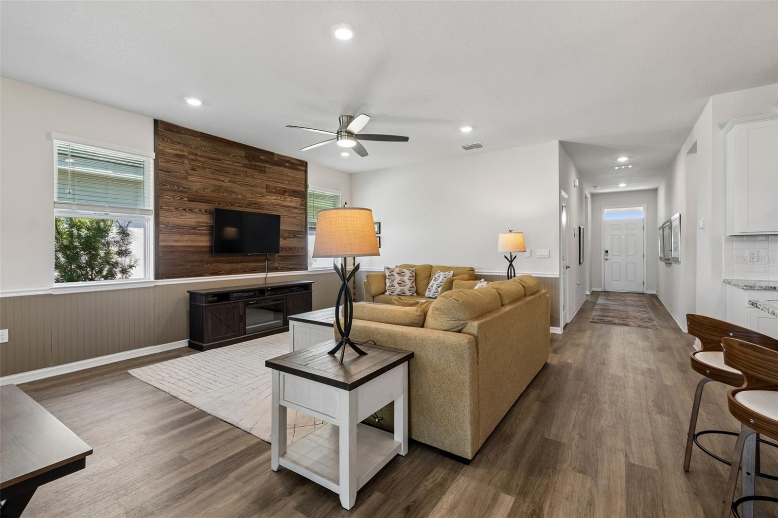 Image 34 of 100 For 18122 Beach Ranch Terrace