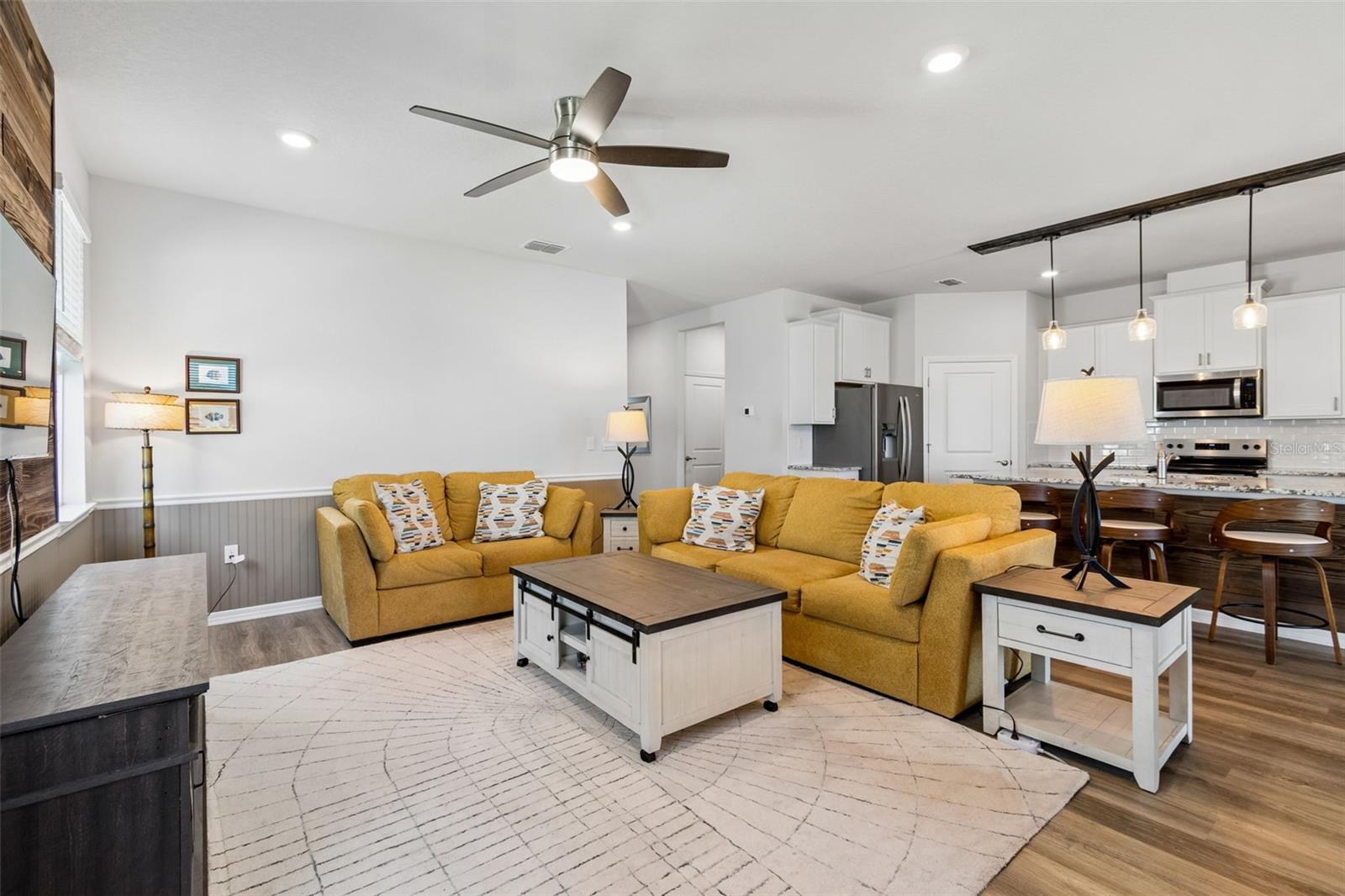 Image 36 of 100 For 18122 Beach Ranch Terrace