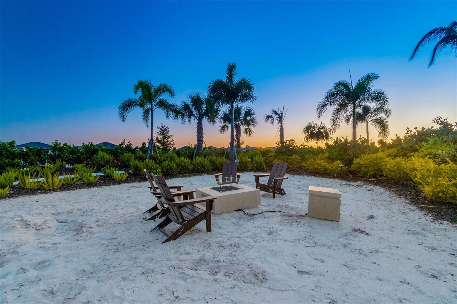 Image 75 of 100 For 18122 Beach Ranch Terrace