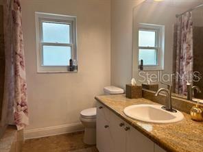 Image 36 of 51 For 7715 33rd Lane E