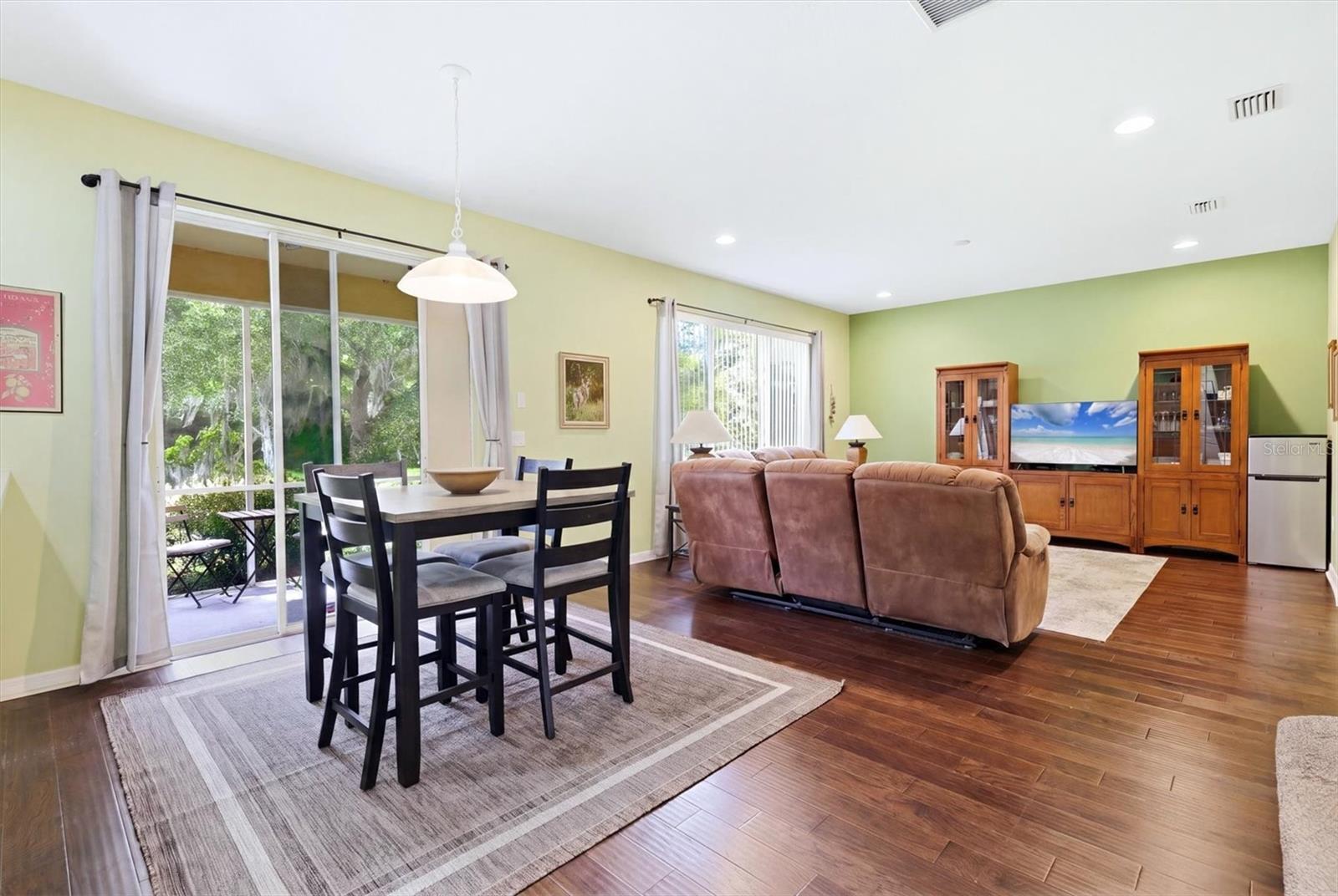 Image 14 of 48 For 5814 French Creek Court