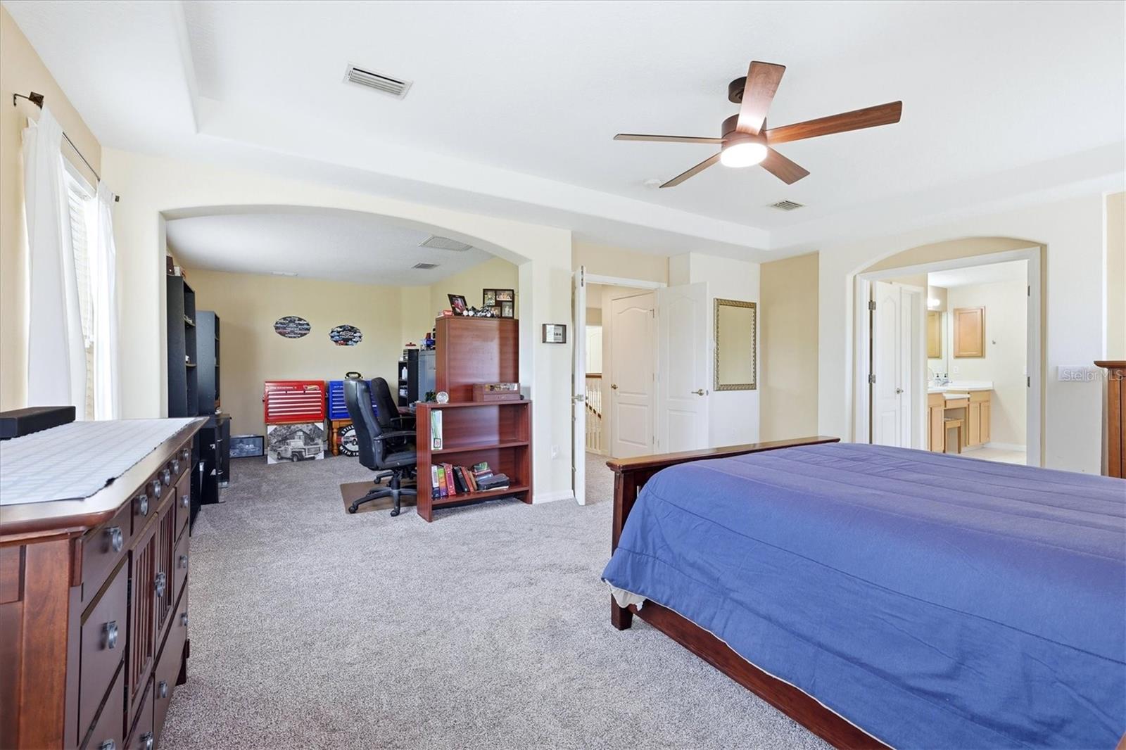 Image 22 of 48 For 5814 French Creek Court