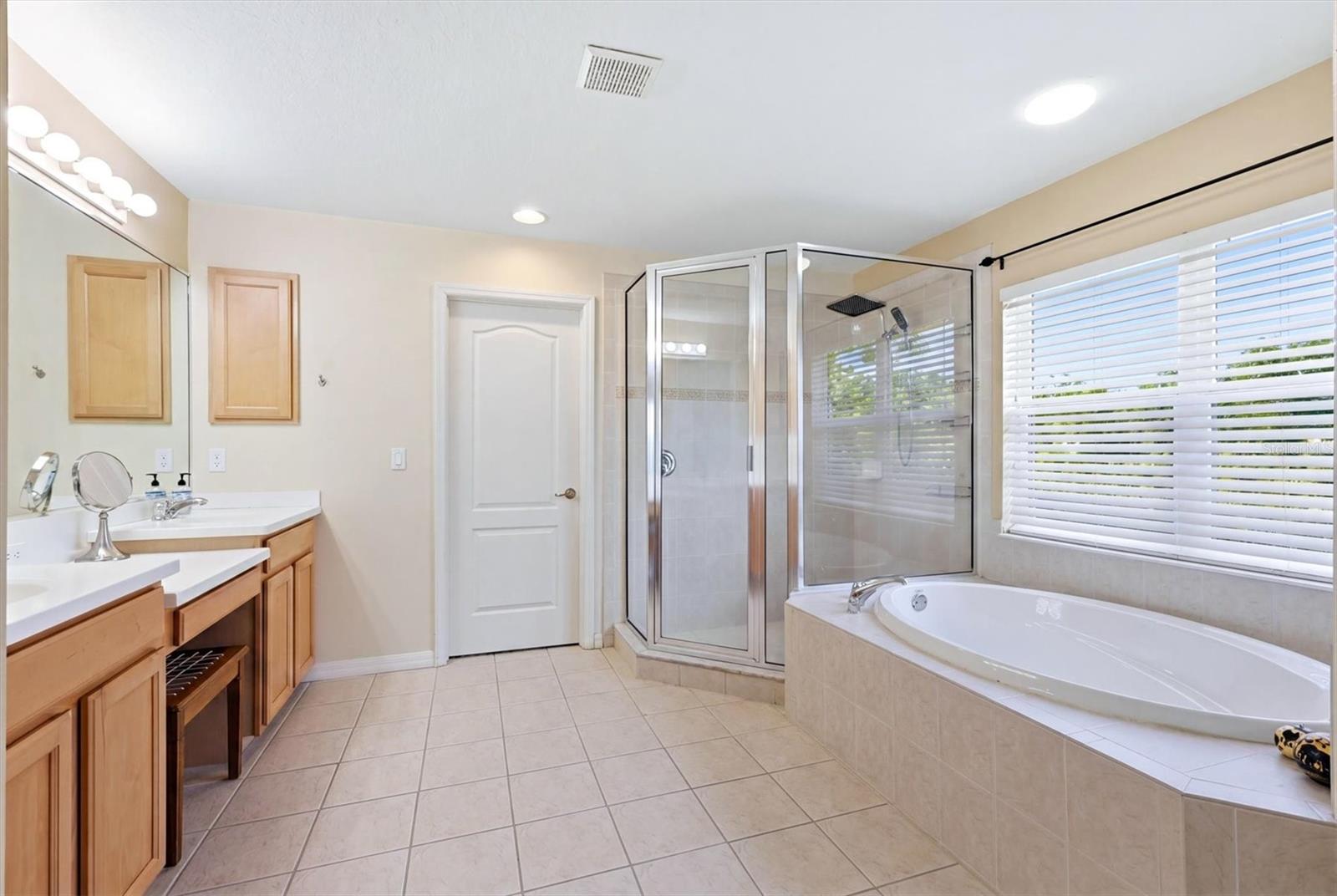 Image 24 of 48 For 5814 French Creek Court