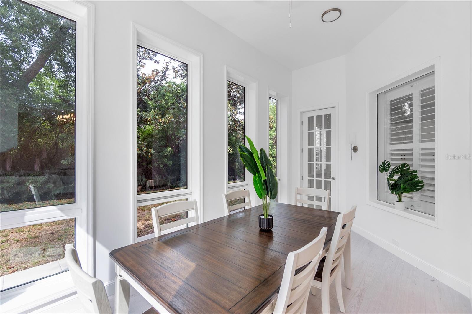 Image 11 of 51 For 5405 46th Court W
