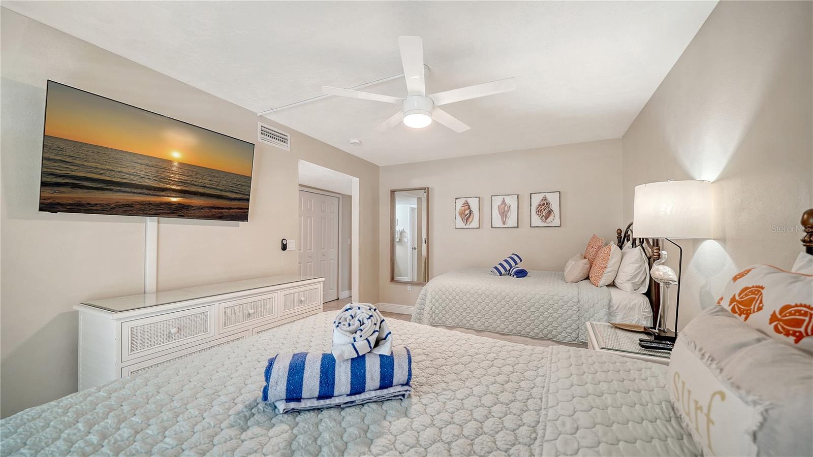 Image 23 of 40 For 5311 Gulf Of Mexico Drive 5