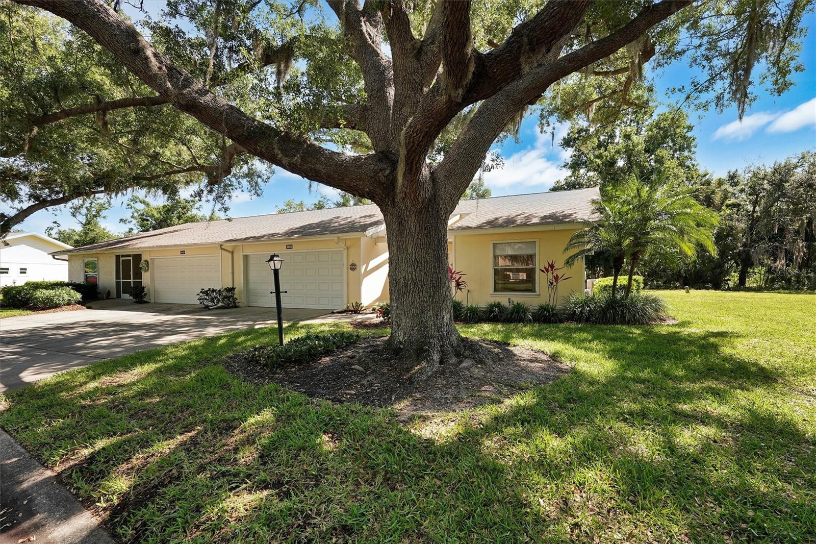 Image 2 of 18 For 3925 Oakhurst Boulevard