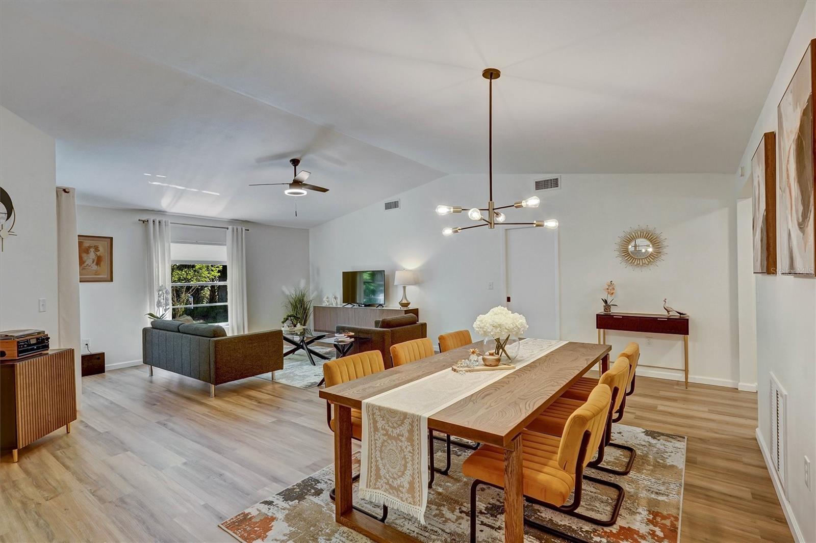 Image 9 of 18 For 3925 Oakhurst Boulevard