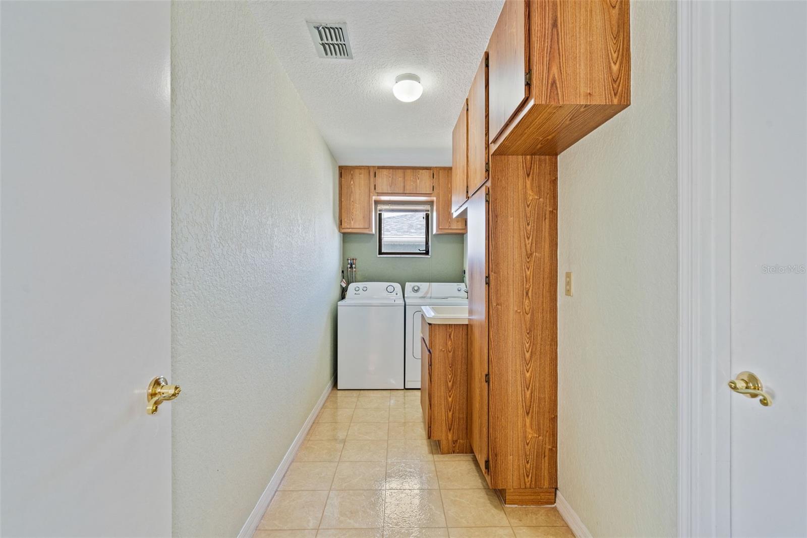 Image 36 of 42 For 5830 Jefferson Road