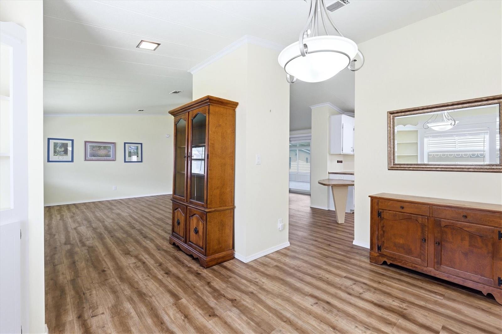 Image 13 of 47 For 4308 13th Street E