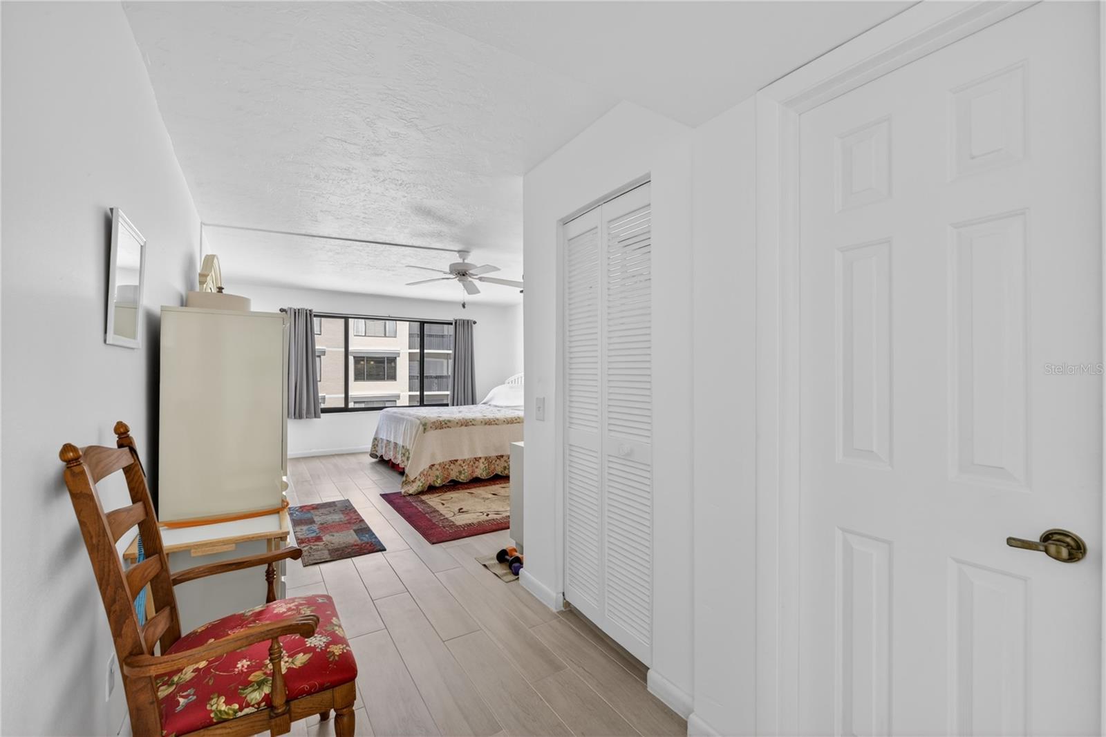 Image 34 of 57 For 25188 Marion Avenue E208