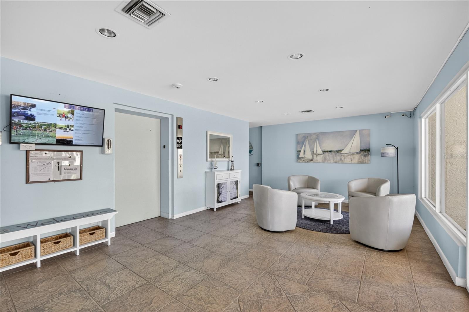 Image 8 of 57 For 25188 Marion Avenue E208