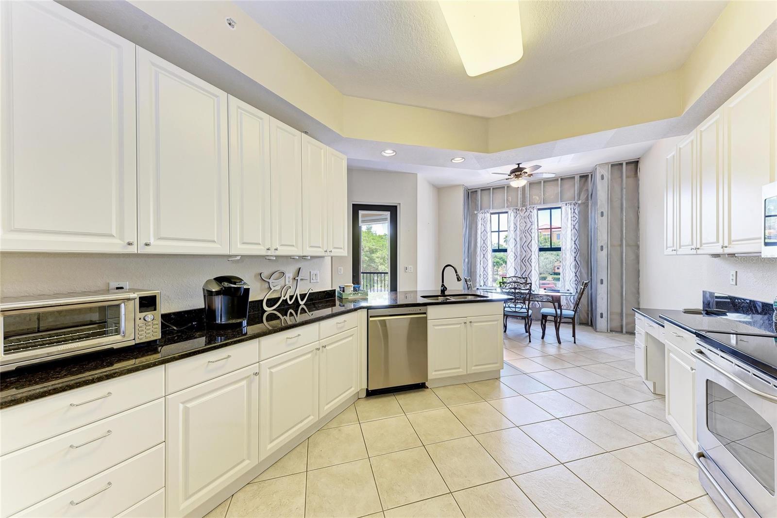 Image 11 of 61 For 96 Vivante Boulevard 210