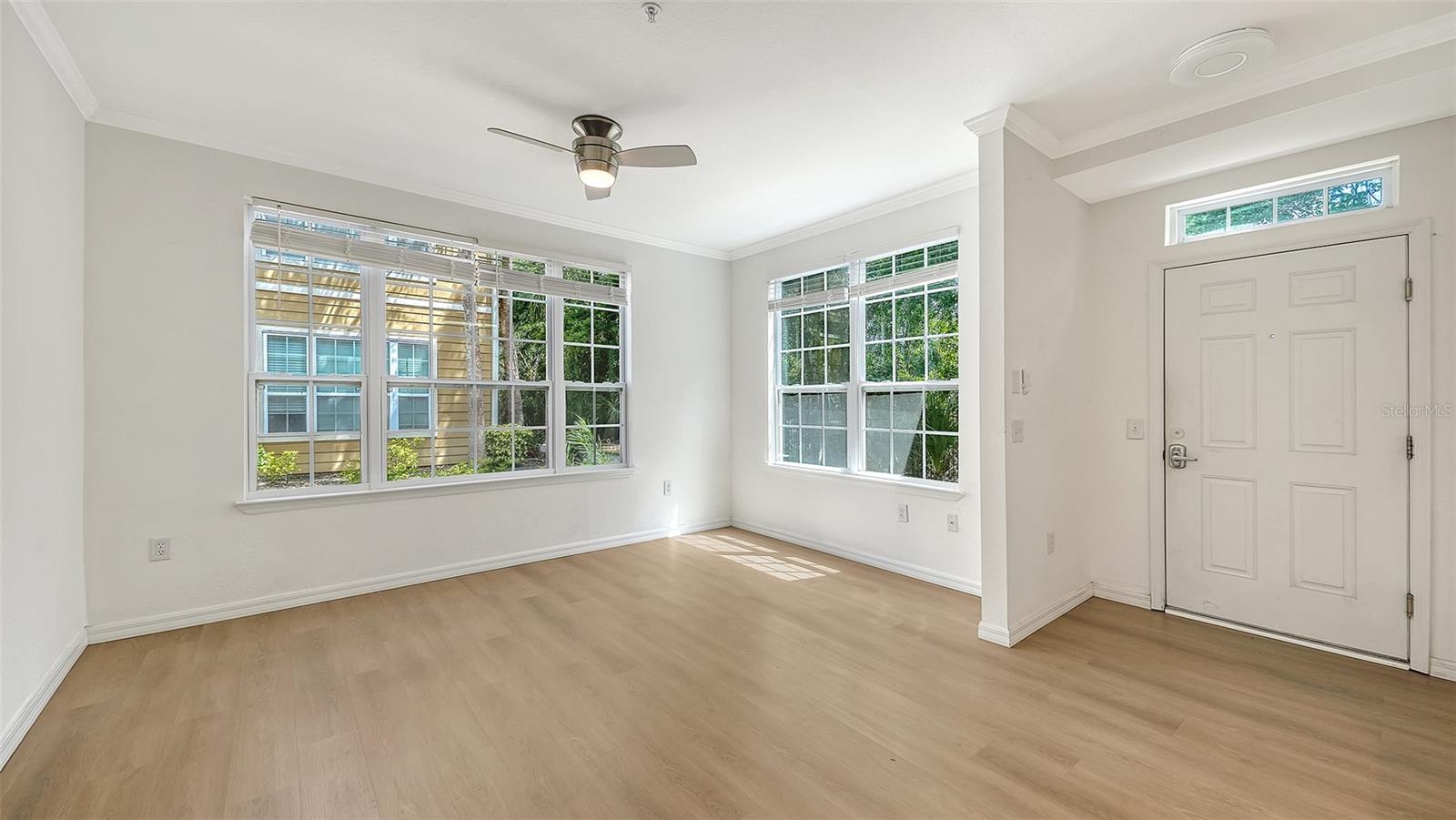 Image 8 of 53 For 5561 Rosehill Road 104