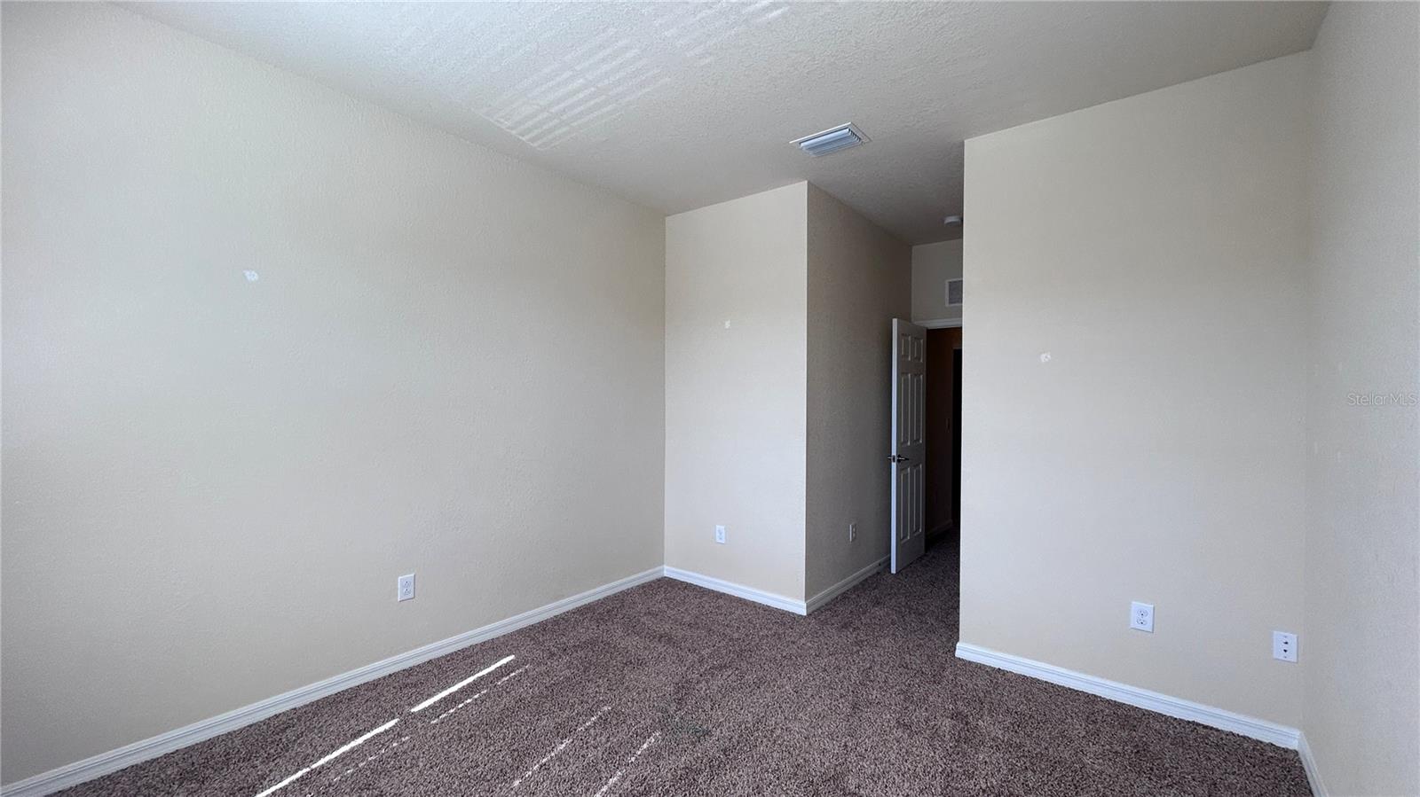 Image 21 of 29 For 7287 Ketch Place