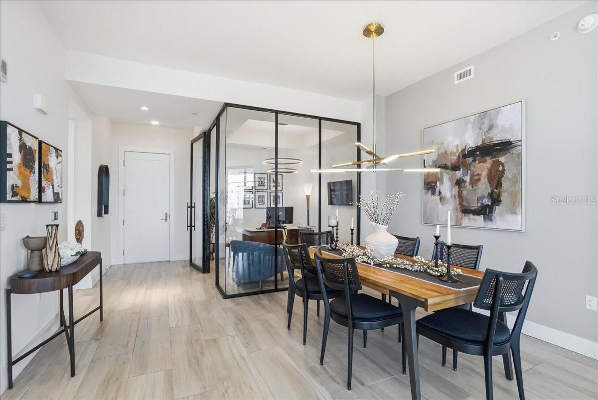 Image 20 of 90 For 111 Pineapple Avenue 714