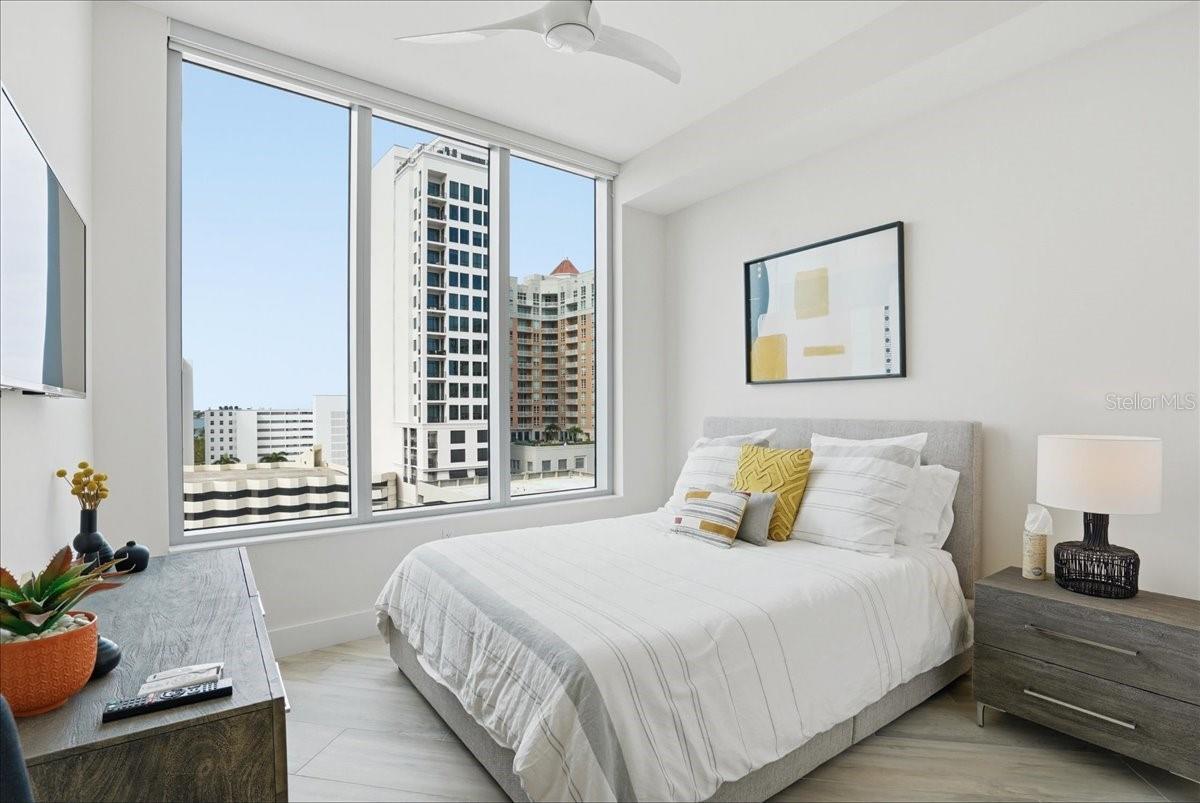 Image 42 of 90 For 111 Pineapple Avenue 714